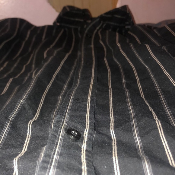 LevelTen button down - Picture 2 of 5